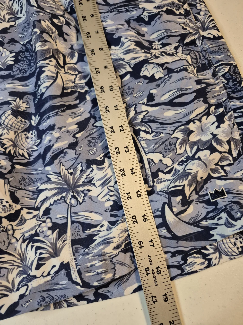 crown & ivy Blue and White Tropical Print Swim Trunks 4827